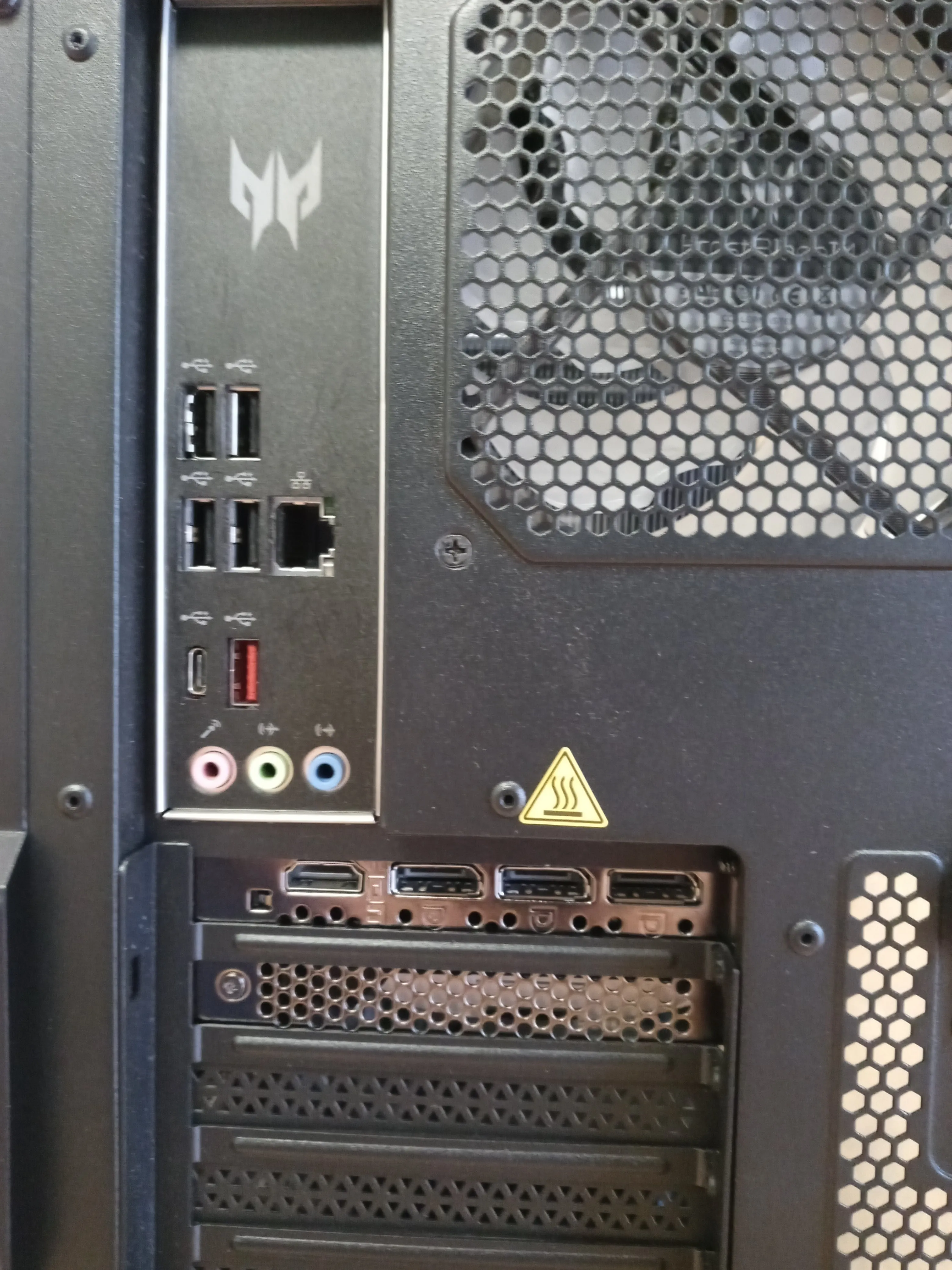 Acer Predator Orion 5000 Gaming PC Intel i7-13700F 16GB 1TB SSD RTX 4060 Ti 8GB