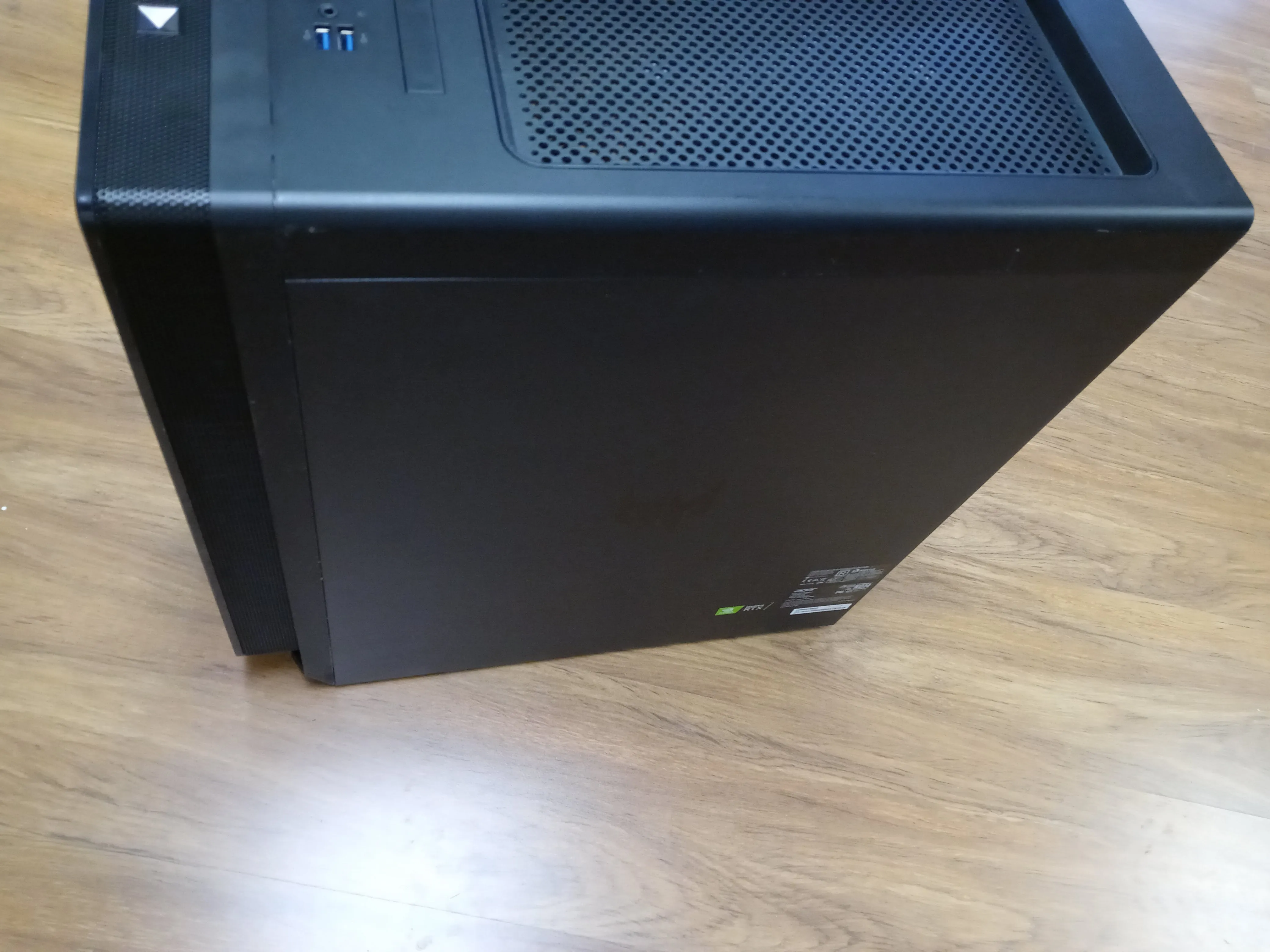 Acer Predator Orion 5000 Gaming PC Intel i7-13700F 16GB 1TB SSD RTX 4060 Ti 8GB