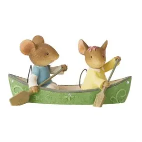 Canoeing Couple Mice Figurine
