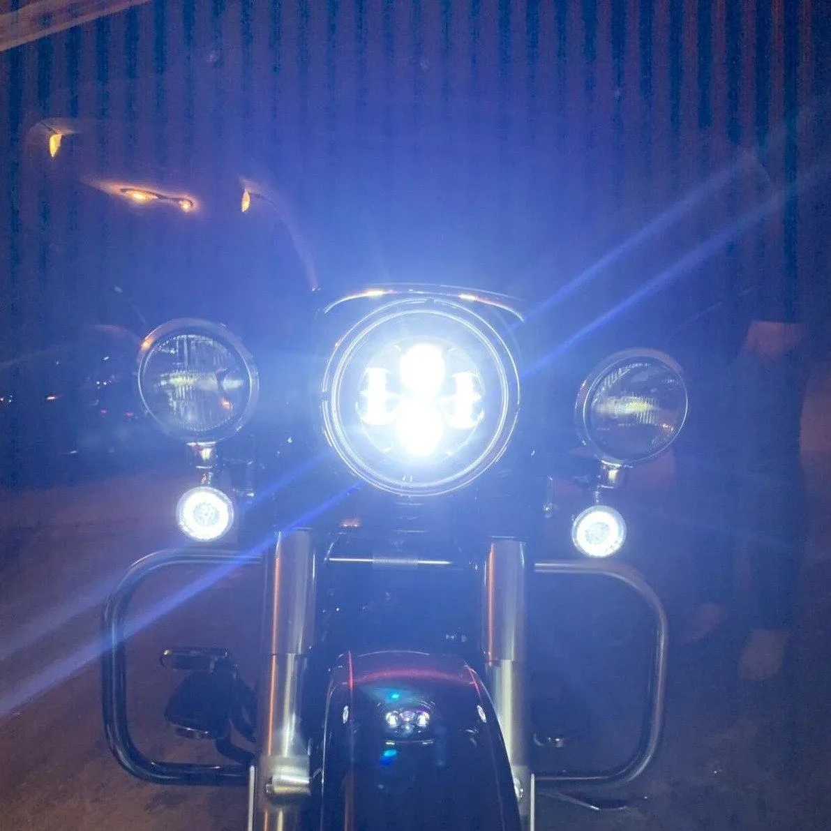 Eagle Lights 2” Front Harley LED Turn Signal with Halo Running Light Kit - White Halo Ring / Amber Turn Signal / 1157 Base
