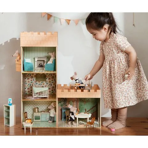 Maileg Castle with Kitchen