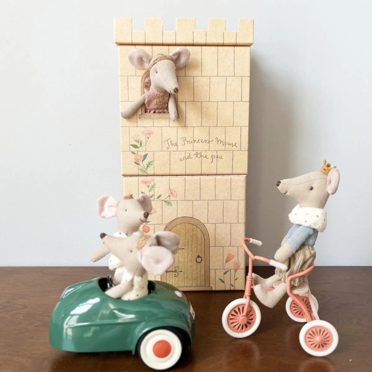 Maileg Mouse Car, Dark Green (ships in March)