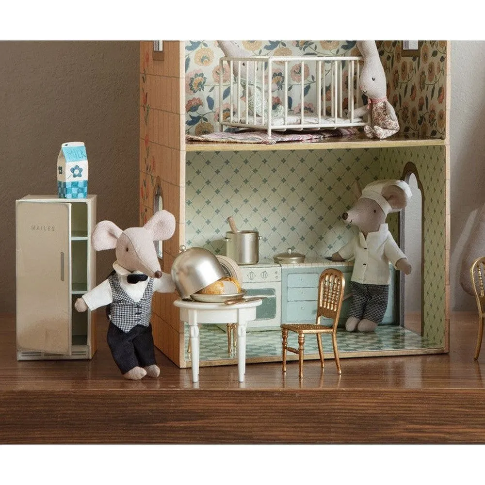 Maileg side table for mice