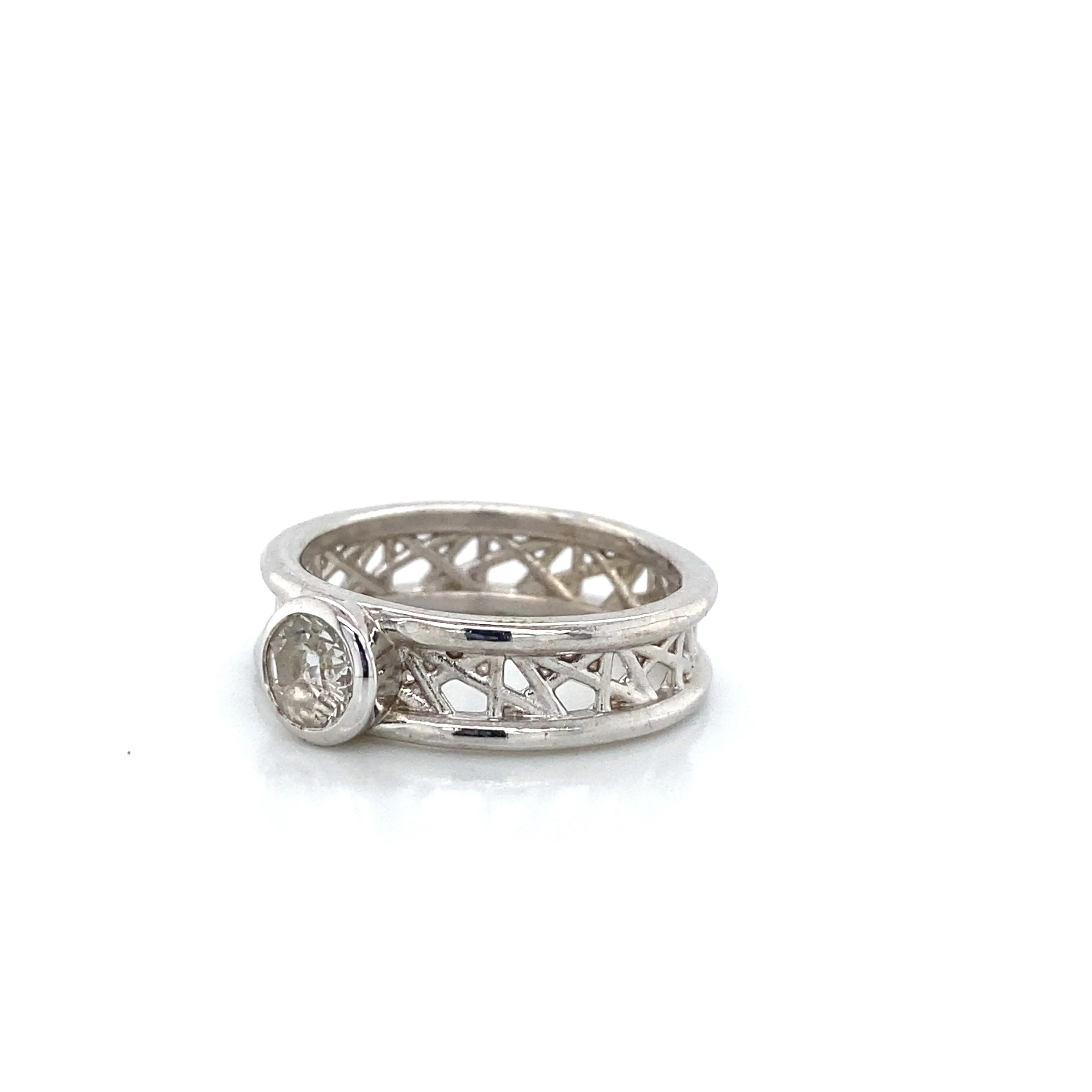 Petite Round Connection Ring 5mm White Topaz