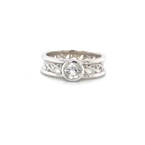 Petite Round Connection Ring 5mm White Topaz
