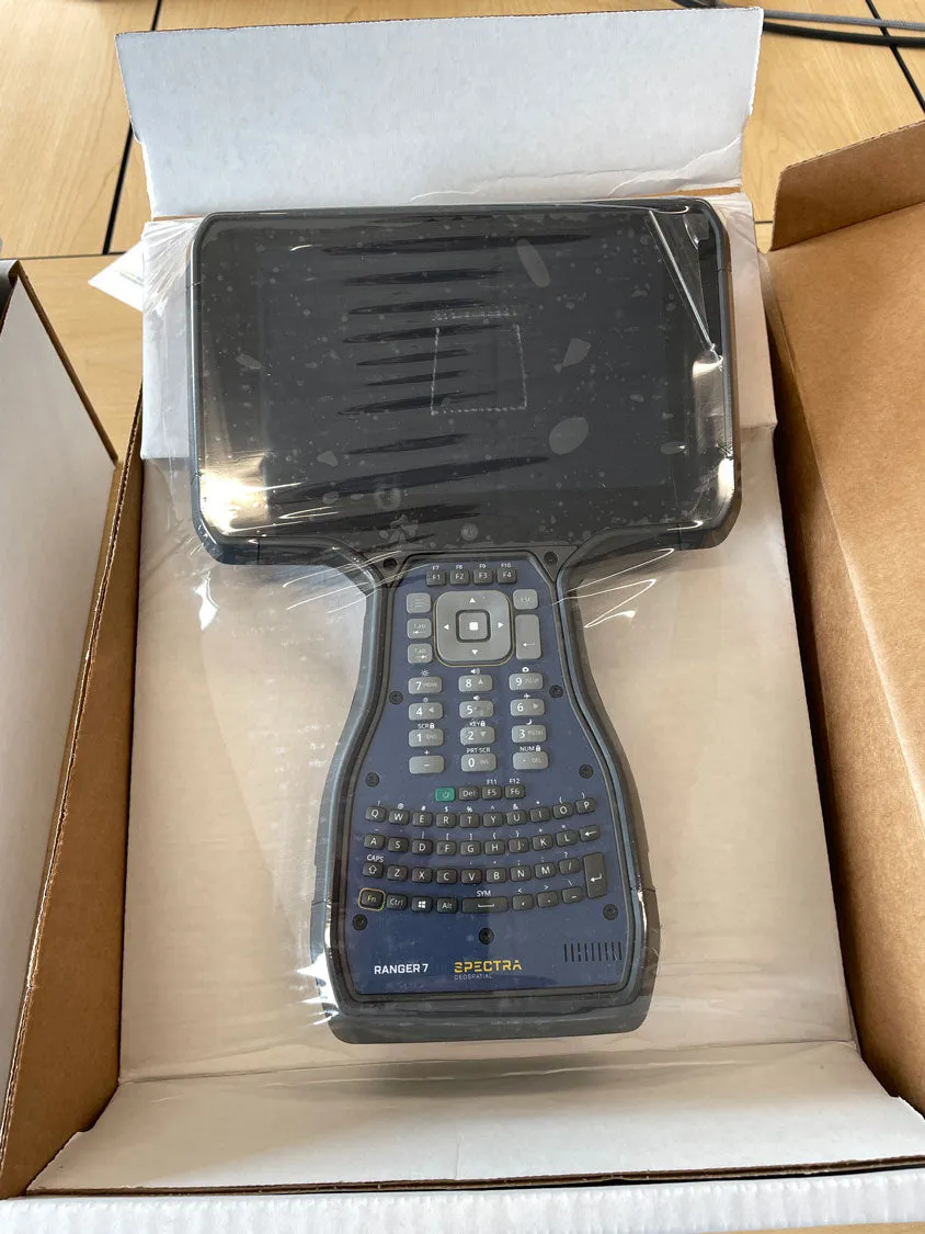 Spectra Geospatial RANGER 7 Field Controller - By Trimble